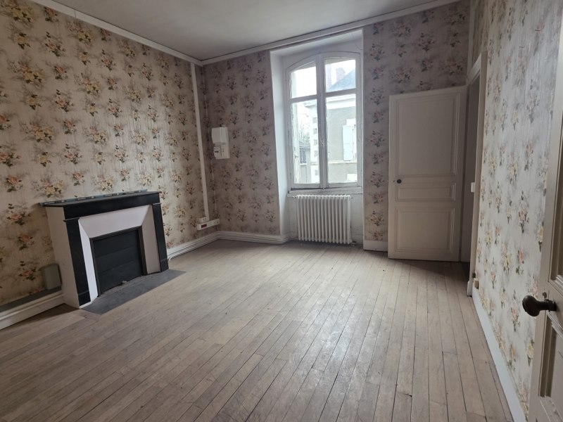 Vente Immeuble NEUVY ST SEPULCHRE - -  240 m² - (36230)