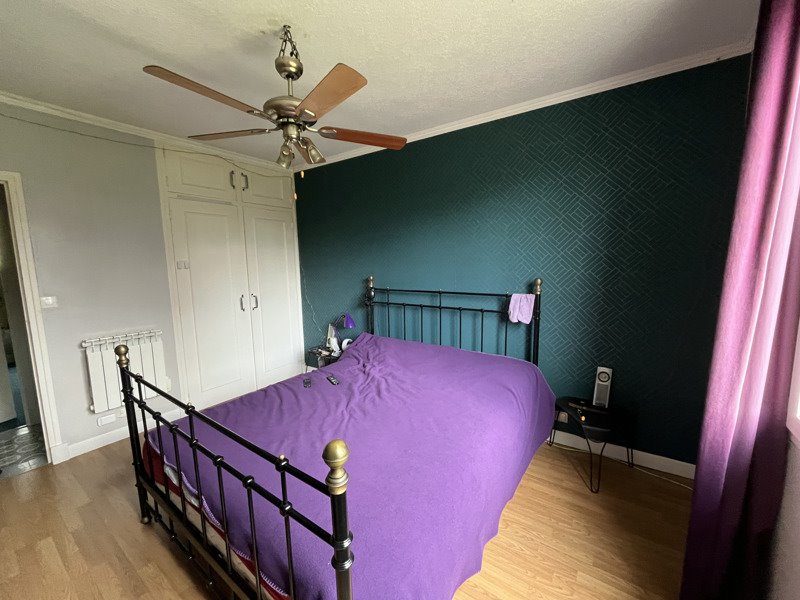 Vente Maison ST SATURNIN - 10 pièces -180 m² - (18370)