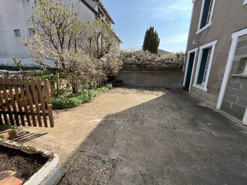 Vente Maison CHATEAUMEILLANT - 6 pièces -130 m² - (18370)