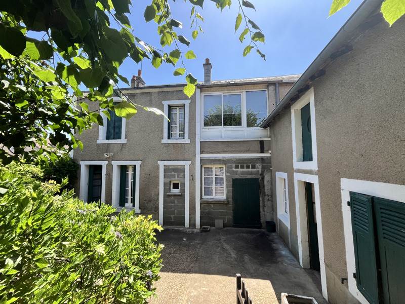 Vente Maison CHATEAUMEILLANT - 5 pièces -130 m² - (18370)