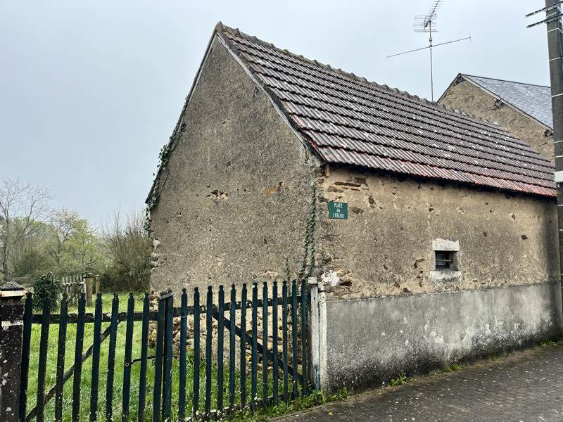 Vente Maison ST DENIS DE JOUHET - 7 pièces -116 m² - (36230)