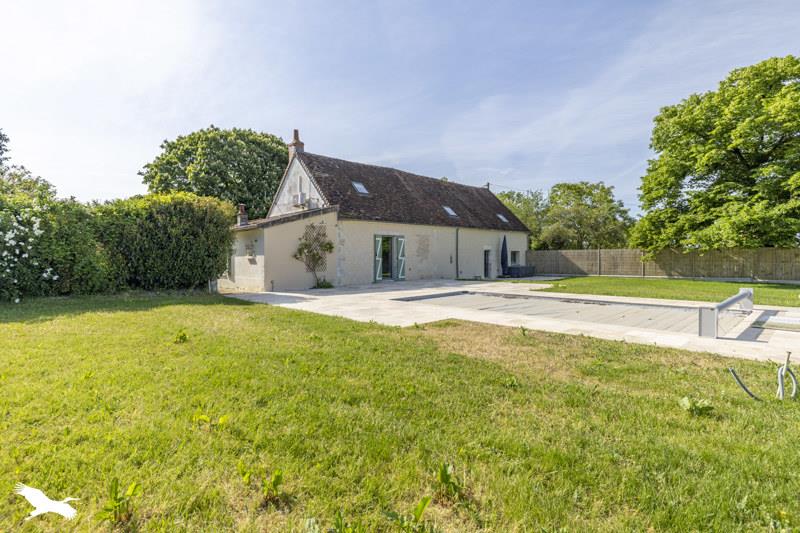 Vente Maison LA BERTHENOUX - 6 pièces -198 m² - (36400)