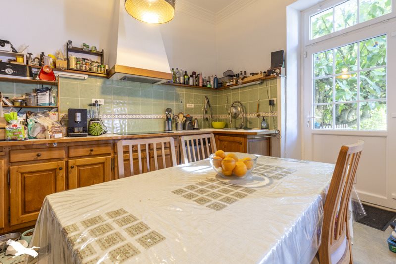 Vente Maison LA CHATRE - 9 pièces -293 m² - (36400)