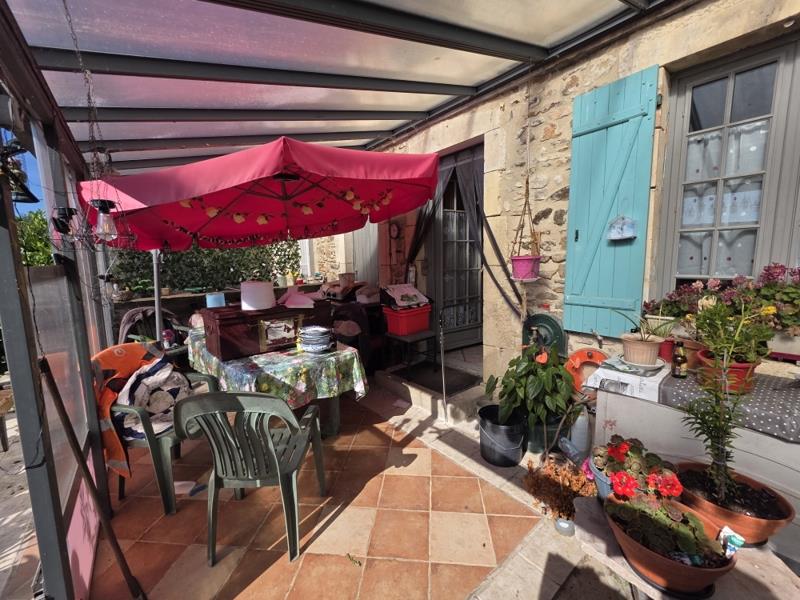 Vente Maison Saint-Denis-de-Jouhet - 4 pièces -131 m² - (36230)