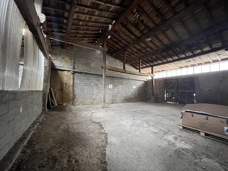 1 pièce 465 m² · à Villefranche-de-Lauragais · 465 m² · 213 000 €