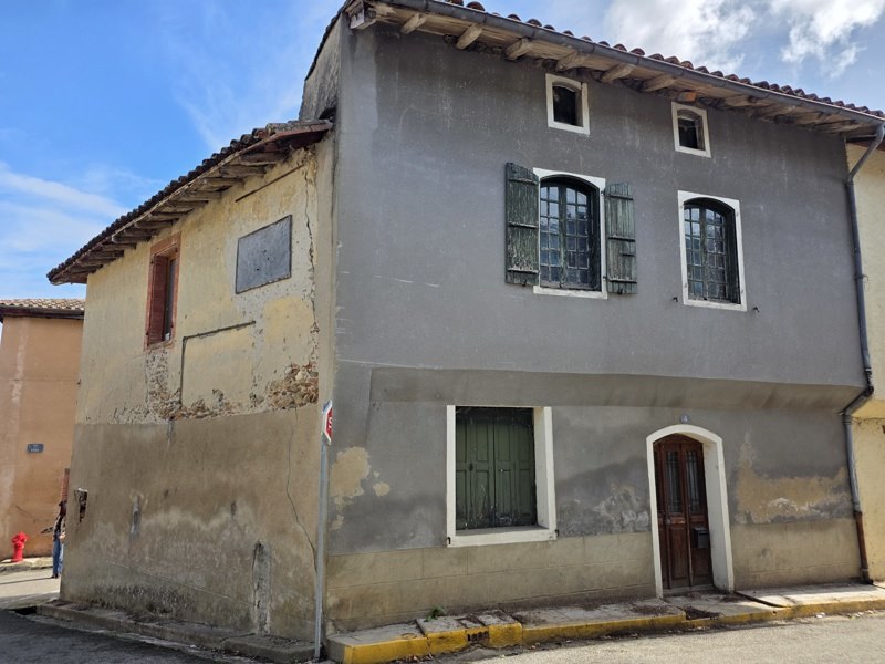 Maison  - 4 pièces    - 96 m² - BONNAC (09)