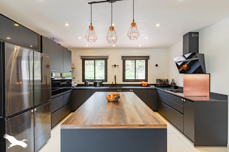 Maison  - 5 pièces    - 178 m² - LES PUJOLS (09)