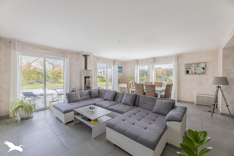 Vente Maison CHARGE - 7 pièces -208 m² - (37530)