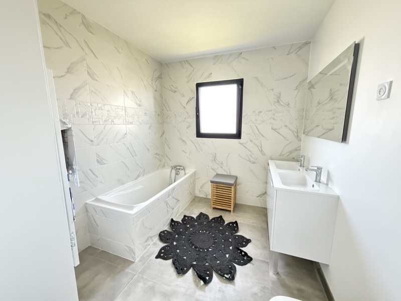 Vente Maison ST LYS - 5 pièces -154 m² - (31470)
