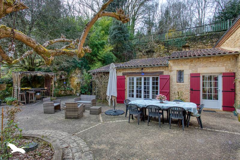 Vente Maison LA ROQUE GAGEAC - 6 pièces -170 m² - (24250)