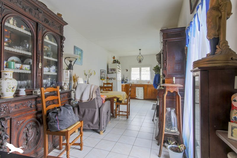 Vente Maison FLEURY - 7 pièces -216 m² - (60240)