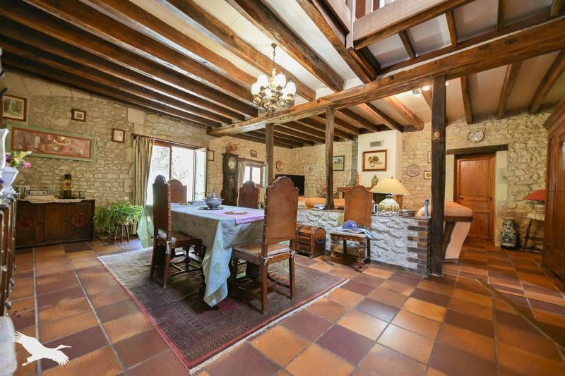 Vente Maison LUZILLE - 7 pièces -191 m² - (37150)