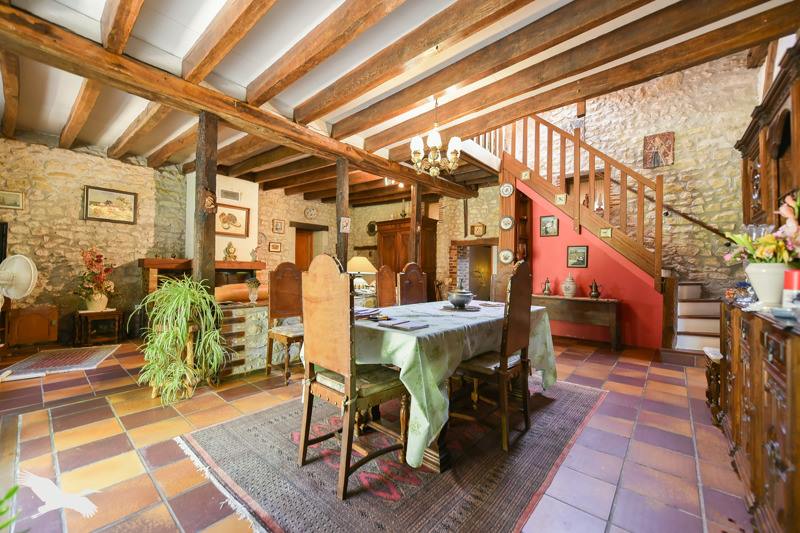 Vente Maison LUZILLE - 7 pièces -191 m² - (37150)