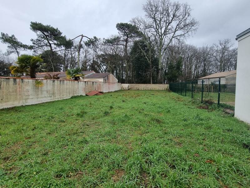 Vente Terrain LA TREMBLADE - -493 m² - (17390)