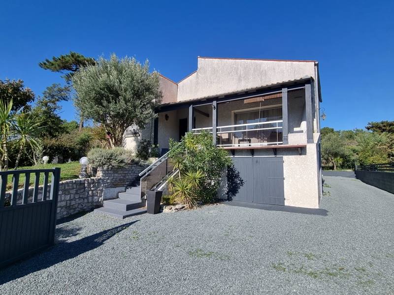 Vente Maison LA TREMBLADE - 4 pièces -164 m² - (17390)