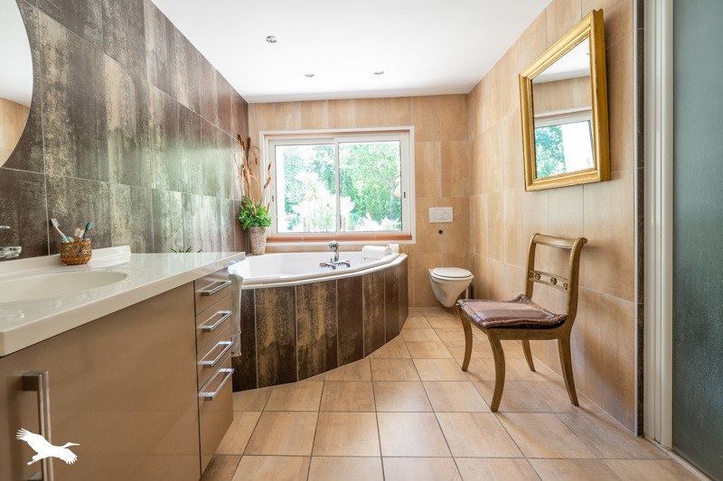 Vente Maison LA TREMBLADE - 7 pièces -250 m² - (17390)