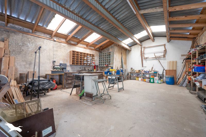 Vente Maison LA TREMBLADE - 11 pièces -335 m² - (17390)