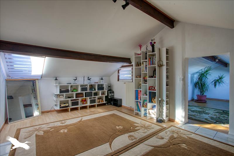 Vente Maison ST ASTIER - 6 pièces -215 m² - (24110)