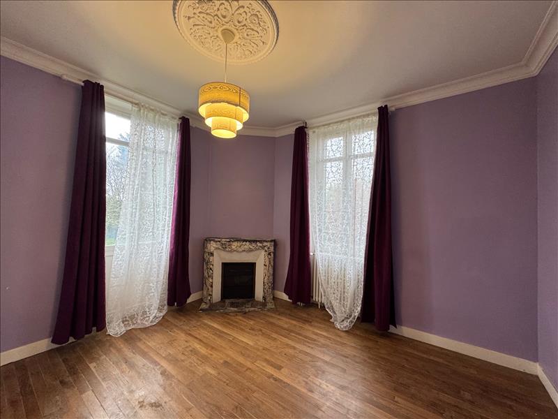 Vente Maison ST ASTIER - 7 pièces -153 m² - (24110)