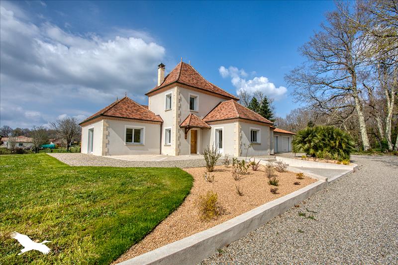 Vente Maison ST ASTIER - 7 pièces -181 m² - (24110)