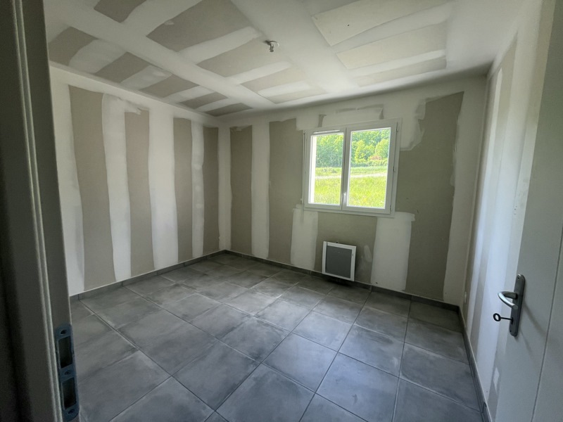 Vente Maison ST ASTIER - 4 pièces -90 m² - (24110)