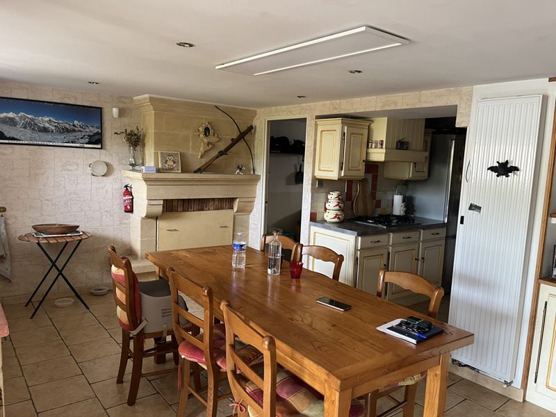 Vente Maison ST LEON SUR L ISLE - 8 pièces -150 m² - (24110)