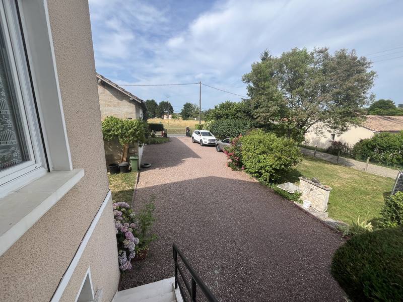 Vente Maison ST LEON SUR L ISLE - 8 pièces -150 m² - (24110)