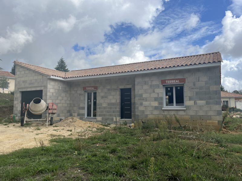 Vente Maison ST ASTIER - 5 pièces -101 m² - (24110)