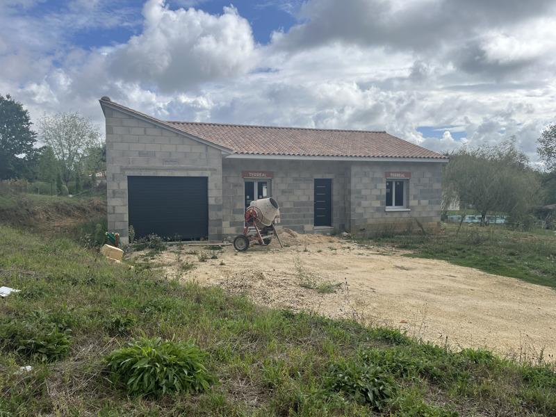 Vente Maison ST ASTIER - 5 pièces -101 m² - (24110)