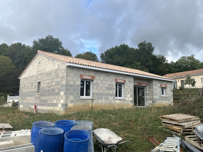 Vente Maison ST ASTIER - 5 pièces -101 m² - (24110)