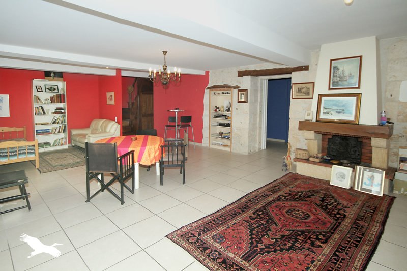 Vente Maison NEUVIC - 7 pièces -172 m² - (24190)