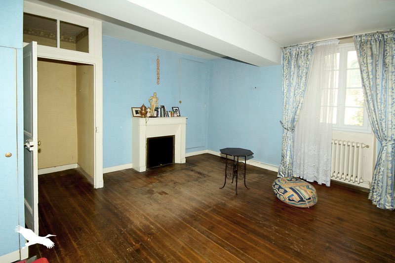 Vente Maison NEUVIC - 7 pièces -172 m² - (24190)