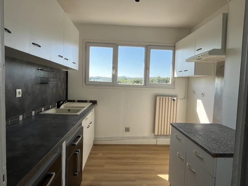 Vente Appartement ST ASTIER - 4 pièces -86 m² - (24110)