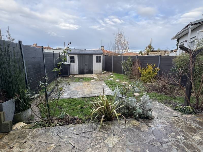 Vente Maison ST LEON SUR L ISLE - 4 pièces -75 m² - (24110)