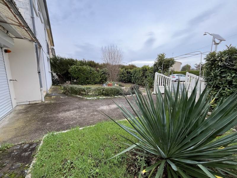 Vente Maison ST LEON SUR L ISLE - 4 pièces -100 m² - (24110)