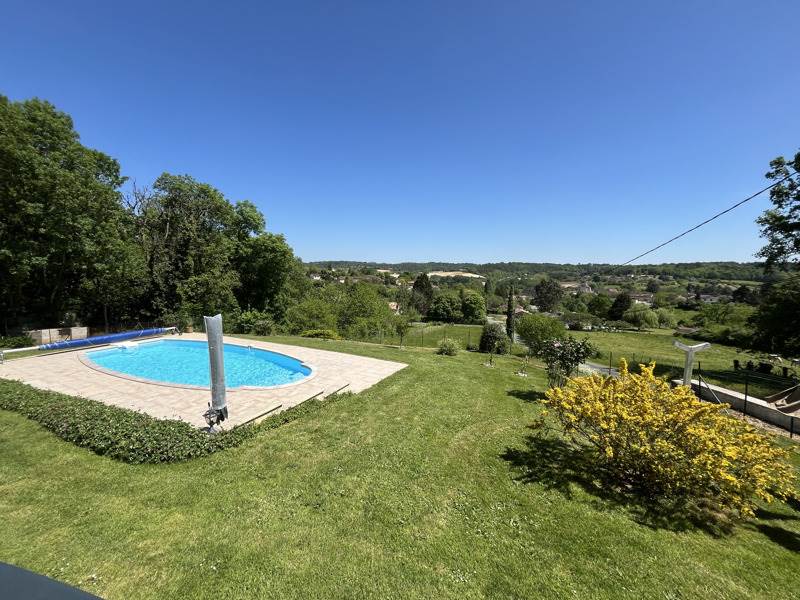 Vente Maison ST GERMAIN DU SALEMBRE - 4 pièces -136 m² - (24190)