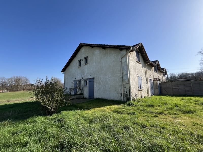 Vente Maison MENSIGNAC - 14 pièces -377 m² - (24350)