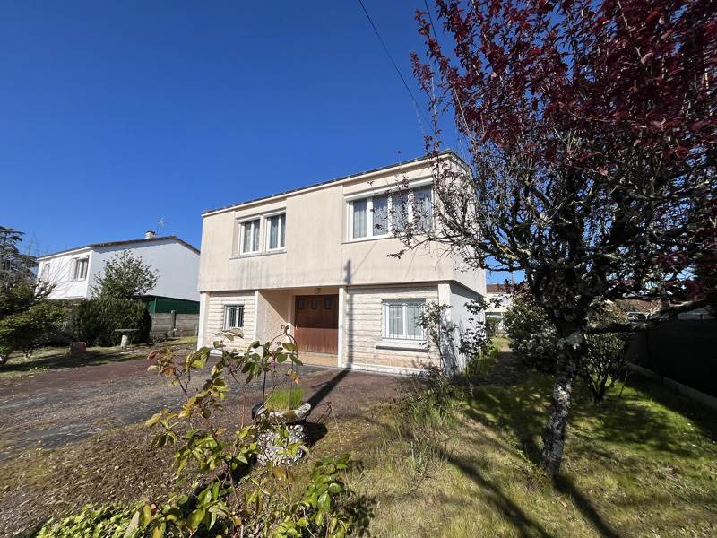 Vente Maison ST ASTIER - 4 pièces -80 m² - (24110)
