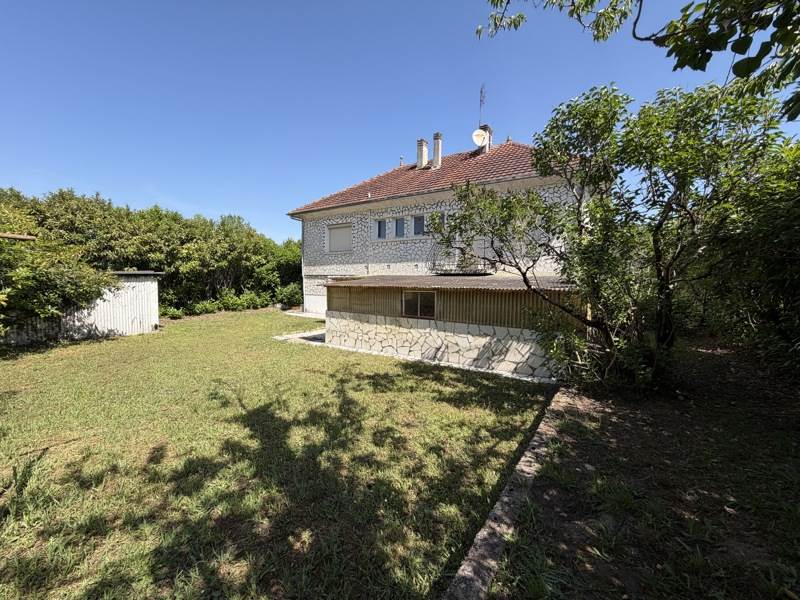 Vente Maison ST LEON SUR L ISLE - 5 pièces -120 m² - (24110)