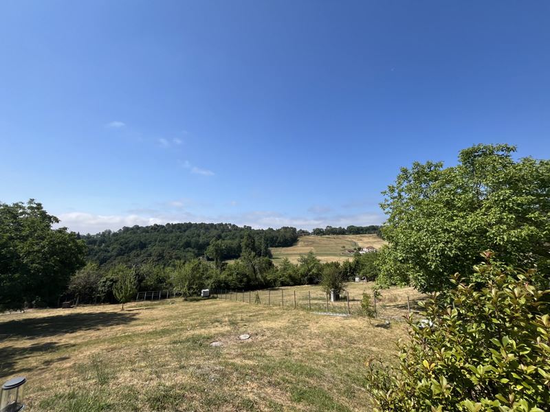 Vente Maison LEGUILLAC DE L AUCHE - 4 pièces -90 m² - (24110)