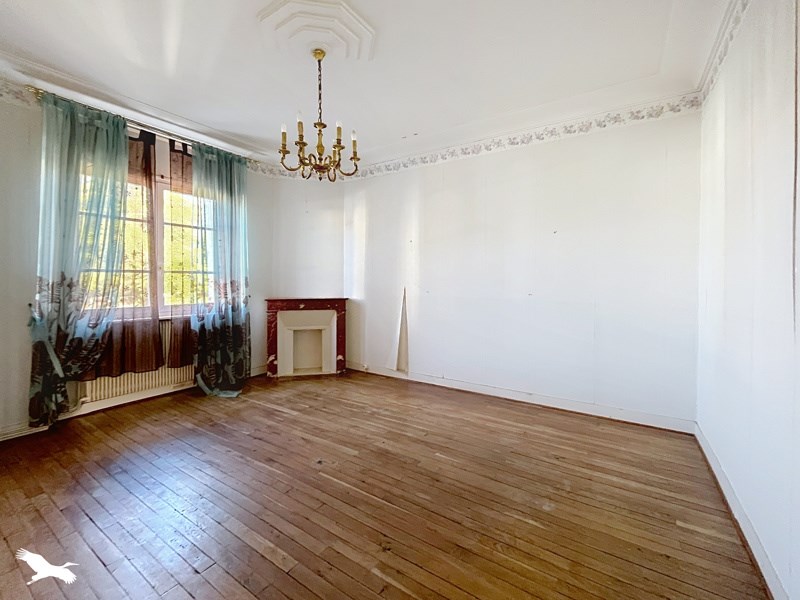Vente Maison Saint-Astier - 6 pièces -156 m² - (24110)