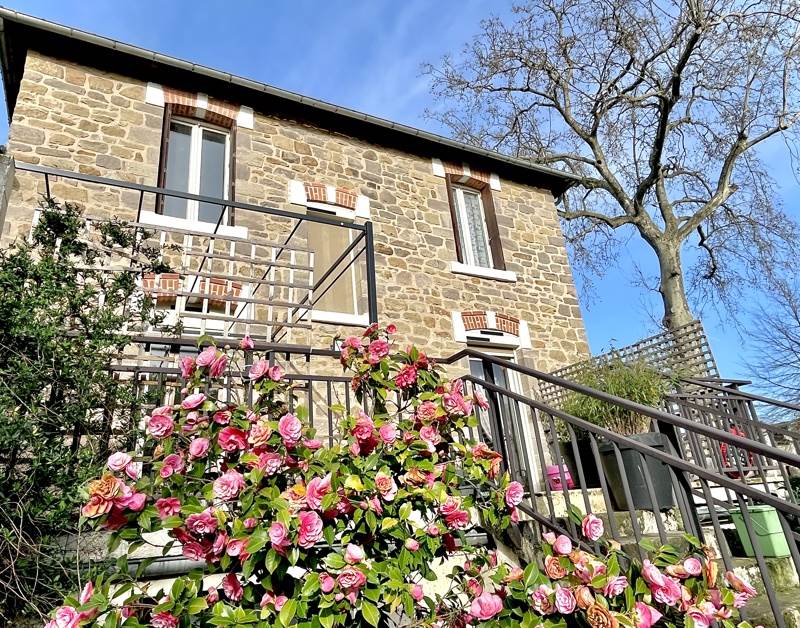 Vente Maison BRIVE LA GAILLARDE - 7 pièces -136 m² - (19100)