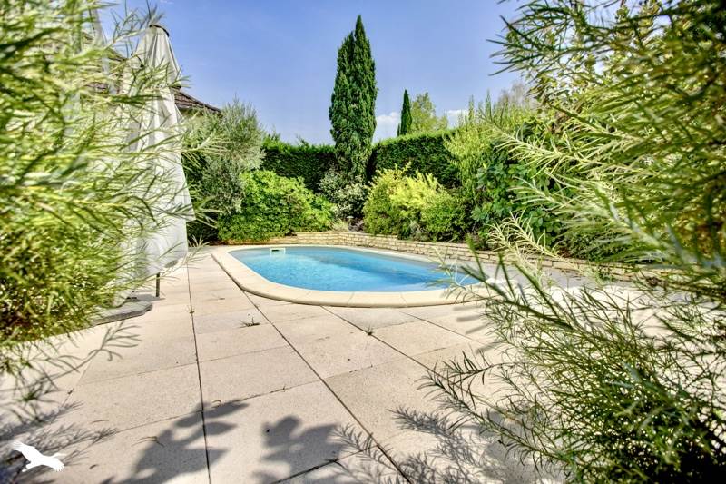 Vente Maison BRIVE LA GAILLARDE - 7 pièces -137 m² - (19100)