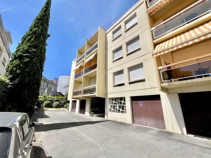 Vente Appartement Brive-la-Gaillarde - 2 pièces -50 m² - (19100)