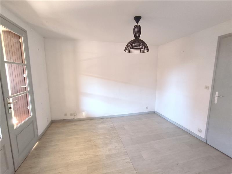 Vente Maison PUY L EVEQUE - 3 pièces -41 m² - (46700)