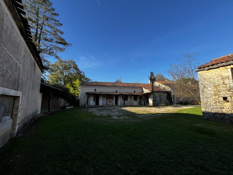 Vente Maison SAUVETERRE LA LEMANCE - 8 pièces -184 m² - (47500)