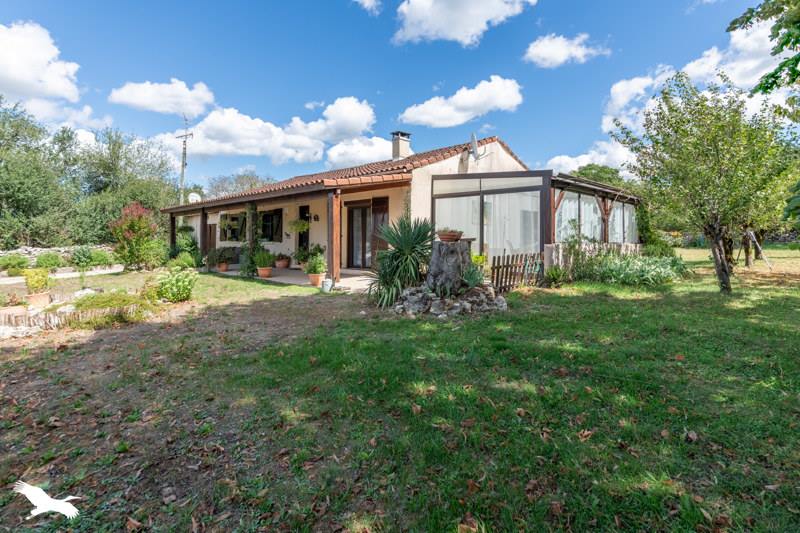 Maison 6 pièces 119 m² · à Sérignac · 119 m² · 195 000 €