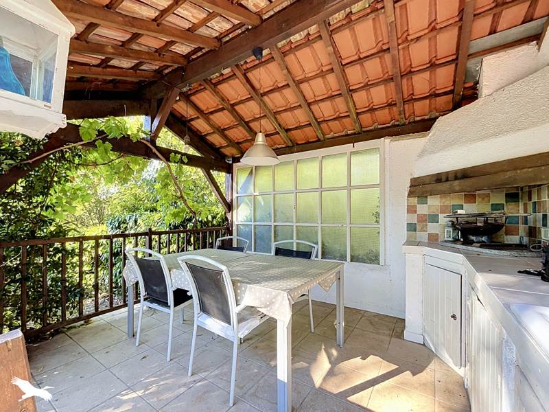 Vente Maison Saint-Martin-le-Redon - 6 pièces -137 m² - (46700)