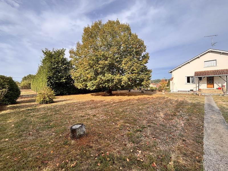 Maison 6 pièces 118 m² · à Saint-Vite · 118 m² · 130 000 €