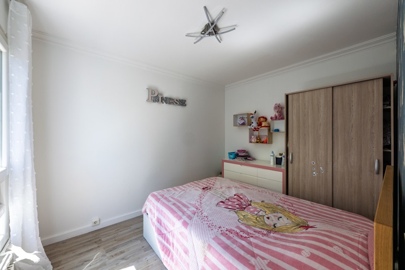 Vente Appartement HOUILLES - 4 pièces -69 m² - (78800)